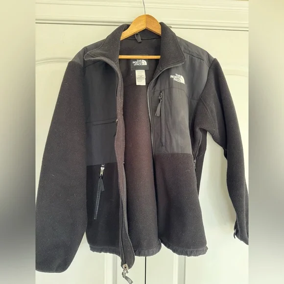 The North Face Black Fleece Jacket Retro Denali Jacket Windbreaker Ski S…